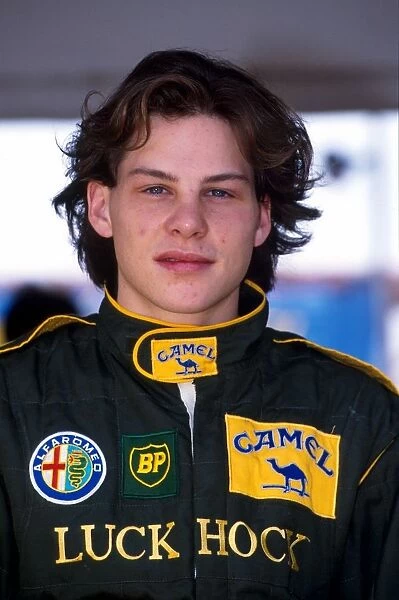 Formula Three: Jacques Villeneuve took part in the Macau Formula Three race for the first time