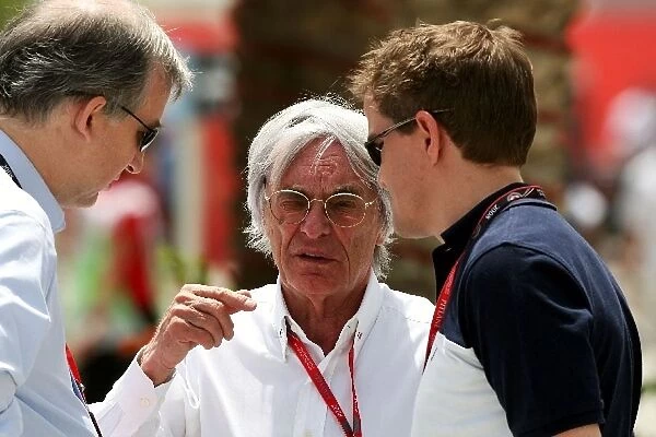 Formula One World Championship: Alec Baldwin Reuters with Bernie Ecclestone F1 Supremo and Ian Parks PA Sport