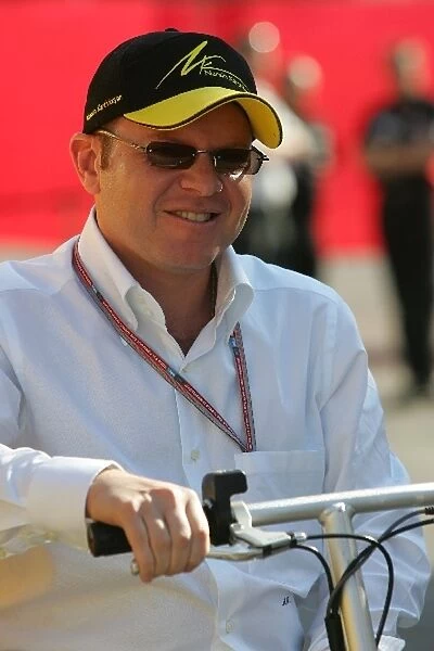 Formula One World Championship: Alex Shnaider Midland Jordan Team Owner