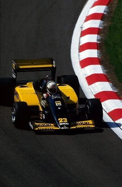 Formula One World Championship: Andrea de Cesaris Minardi Motori Moderni M  /  85B