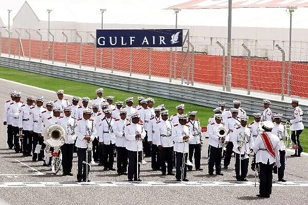 Formula One World Championship: The band play on the grid