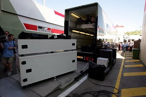 Formula One World Championship: The BAR pack up their equipment to leave the track