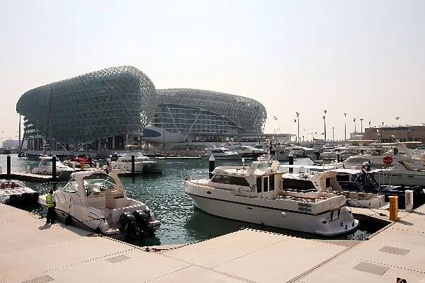 Formula One World Championship: Boats in the Marina