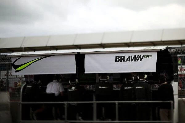 Formula One World Championship: Brawn GP pit gantry