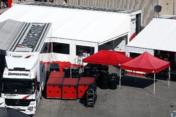 Formula One World Championship: Bridgestone working area