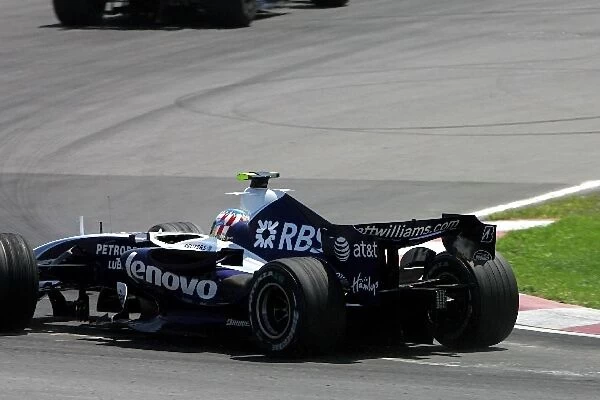Formula One World Championship: Broken rear wing endplate on the car of Alex Wurz Williams FW29