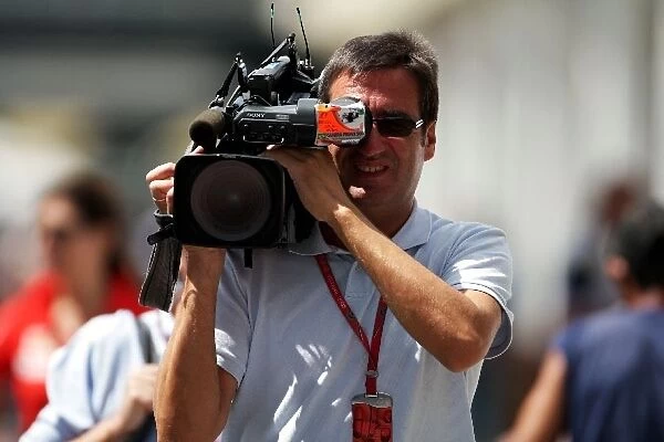 Formula One World Championship: A cameraman