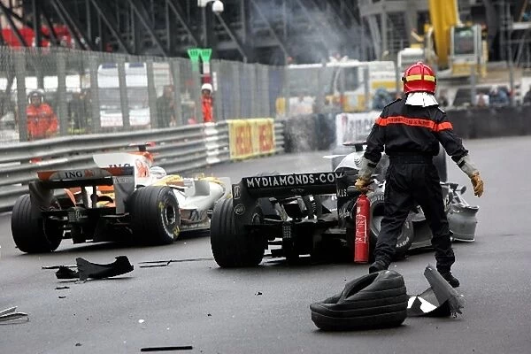 Formula One World Championship: The car of Nico Rosberg Williams FW30 after his crash at the swimming pool