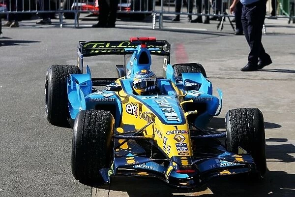 Formula One World Championship: Championship winner Fernando Alonso Renault R26