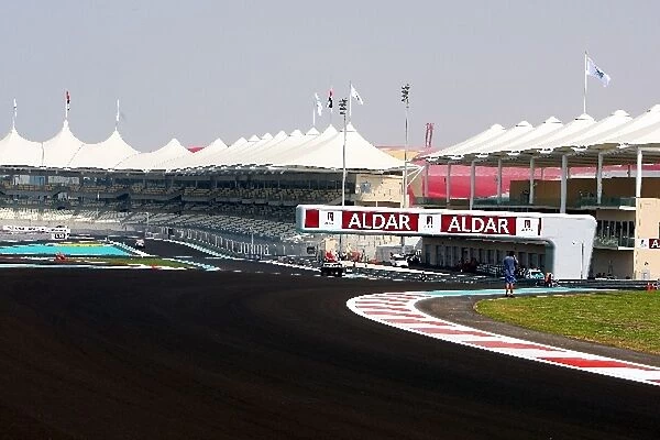 Formula One World Championship: Circuit and North Grandstand