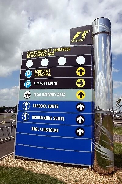 Formula One World Championship: Circuit signage