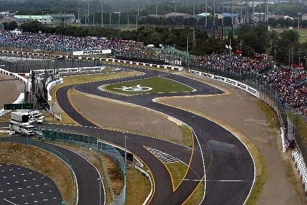 Formula One World Championship: The crowd watch the action