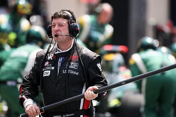 Formula One World Championship: Dave O Neill Virgin Racing Team Manager