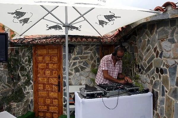 Formula One World Championship: DJ in rooftop hospitality