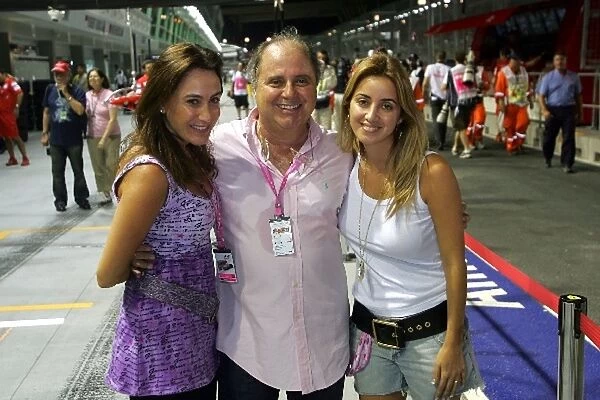 Formula One World Championship: The family of Felipe Massa Ferrari in the pitlane