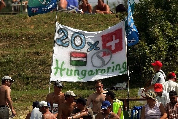 Formula One World Championship: Fans banner