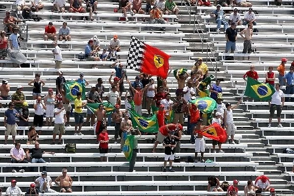 Formula One World Championship: Fans of Felipe Massa Ferrari
