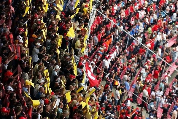 Formula One World Championship: Fans in the grandstand