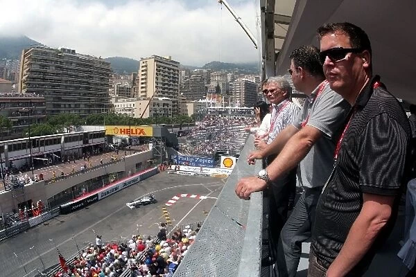 Formula One World Championship: Fans watch Nick Heidfeld BMW Sauber F1. 09