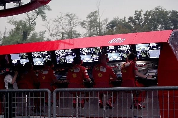 Formula One World Championship: Ferrari pitwall gantry
