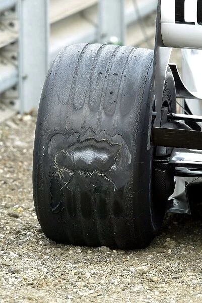 Formula One World Championship: The flat spotted tyre on Olivier Panis BAR 004