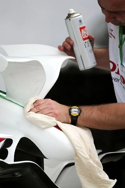 Formula One World Championship: Honda RA108 is cleaned