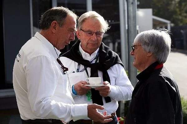 Formula One World Championship: Ian Phillips Spyker Racing Commercial Director, Fred Mulder and Bernie Ecclestone F1 Supremo