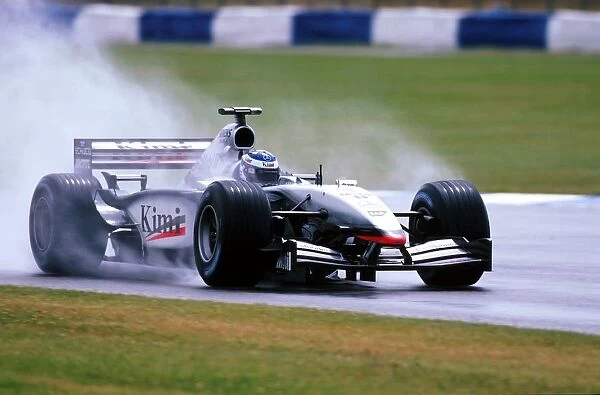 Formula One World Championship: Kimi Raikkonen McLaren Mercedes MP4 / 17 had a promising run early on but failed to finish