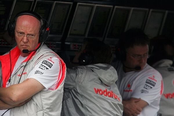 Formula One World Championship: McLaren Pit gantry