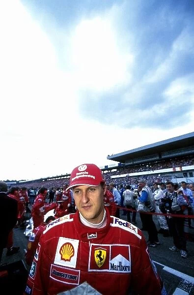 Formula One World Championship: Michael Schumacher Ferrari F1 2000 on the grid