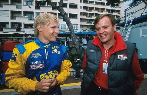 Formula One World Championship: Mika Salo deputising at BAR for the injured Zonta with World Rally Champion and fellow Finn, Tommi Makinen, right