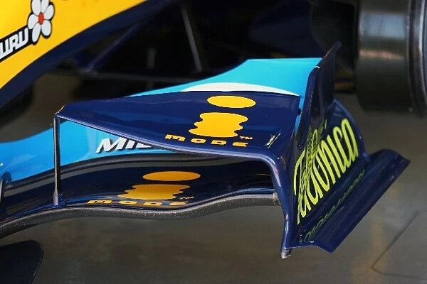 Formula One World Championship: New front wing detail on the Renault R25