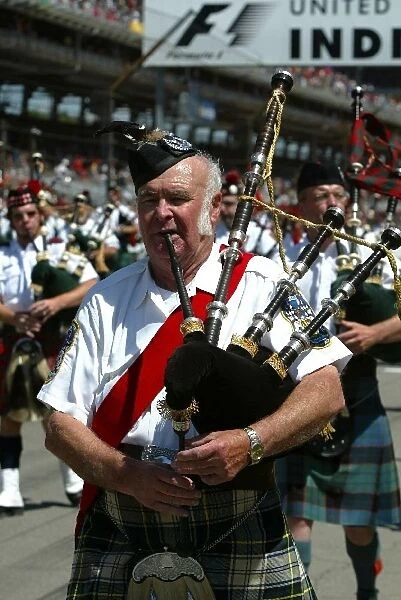 Formula One World Championship: Pipers play in the pre-race piper parade