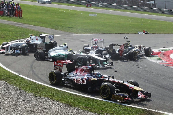 Formula One World Championship, Rd 13, Italian Grand Prix, Race, Monza, Italy, Sunday 11 September 2011