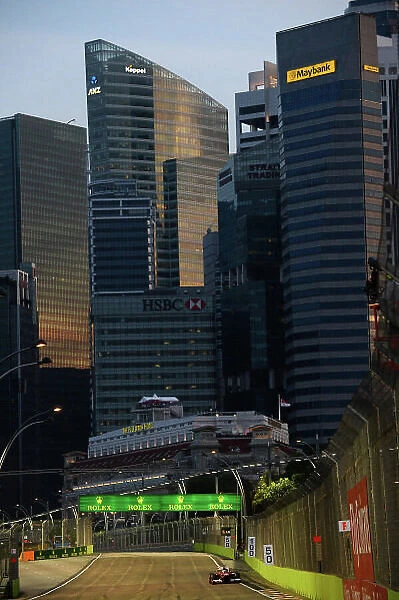 Formula One World Championship, Rd13, Singapore Grand Prix, Qualifying, Marina Bay Street Circuit, Singapore, Saturday 21 September 2013
