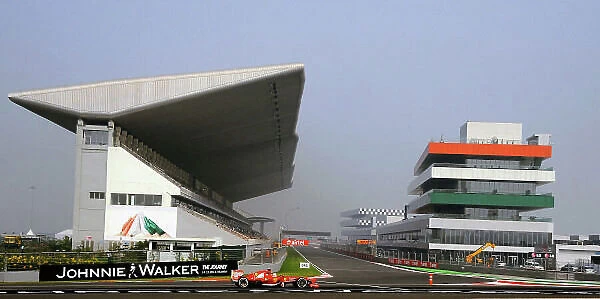 Formula One World Championship, Rd16, Indian Grand Prix, Buddh International Circuit, Greater Noida, New Delhi, India, Practice, Friday 25 October 2013