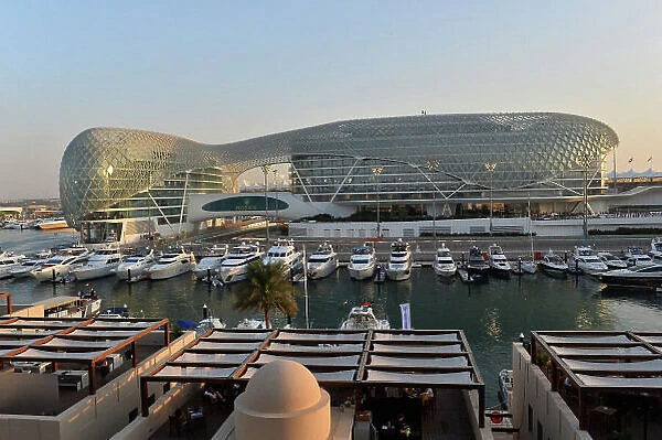 Formula One World Championship, Rd17, Abu Dhabi Grand Prix, Qualifying, Yas Marina Circuit, Abu Dhabi, UAE, Saturday 2 November 2013
