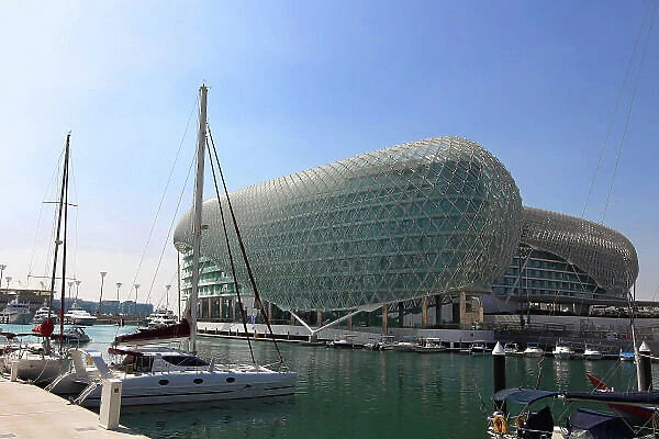 Formula One World Championship, Rd18, Abu Dhabi Grand Prix, Preparations, Yas Marina Circuit, Abu Dhabi, UAE, Thursday 1 November 2012