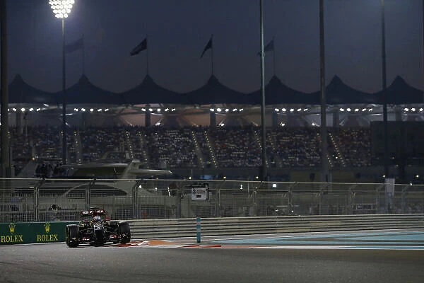 Formula One World Championship, Rd19, Abu Dhabi Grand Prix, Race, Yas Marina Circuit, Abu Dhabi, UAE, Sunday 23 November 2014