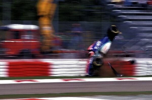 Formula One World Championship, Rd3, San Marino Grand Prix, Practice, Imola, Italy, 29 April 1994
