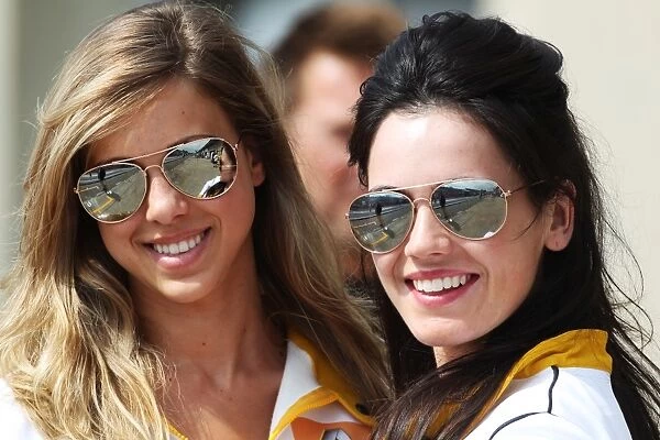 Formula One World Championship: Renault girls