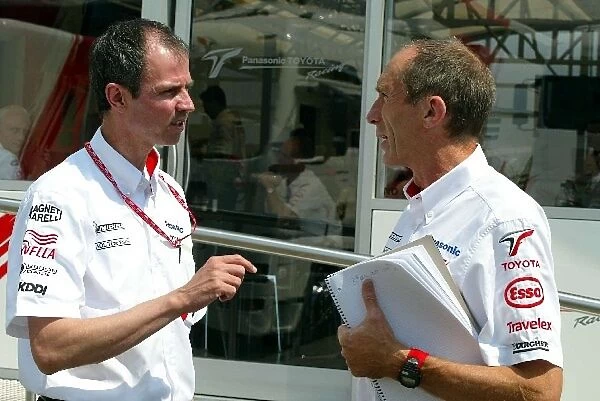 Formula One World Championship: Rene Hilhorst, Toyota Chief Aerodynamicist chats with Humphrey Corbett Toyota Race Engineer