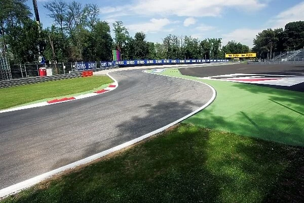 Formula One World Championship: Revised run off at the Variante della Roggia