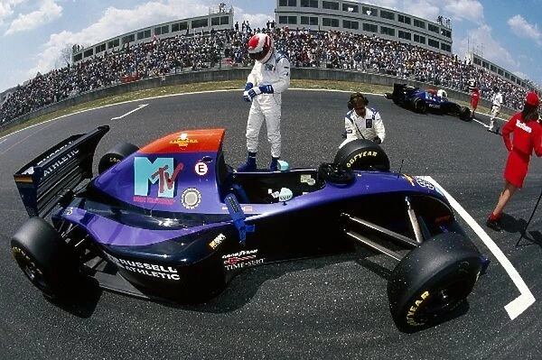 Formula One World Championship: Roland Ratzenberger Simtek S941 prepares on the grid for his GP debut