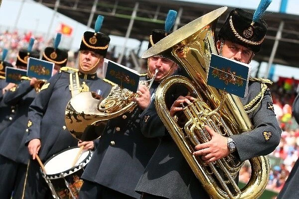 Formula One World Championship: The Royal Air Force Central Band play on the grid