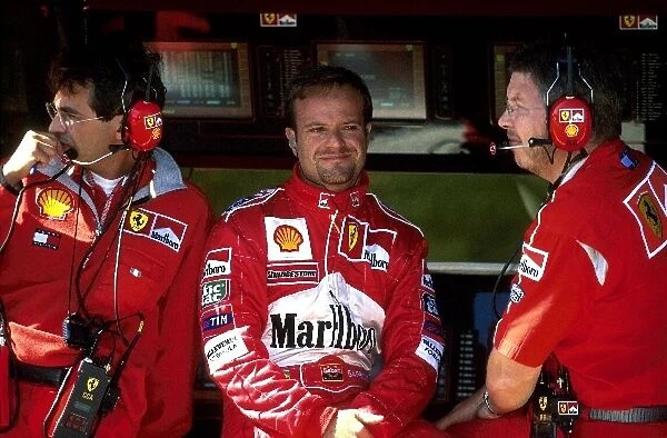 Formula One World Championship: Rubens Barrichello Ferrari F1 2000, centre and Ross Brawn, right