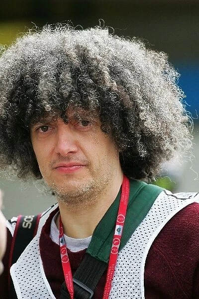 Formula One World Championship: Sideshow Bob takes time out from trying to kill Bart Simpson and becomes a photographer for the weekend