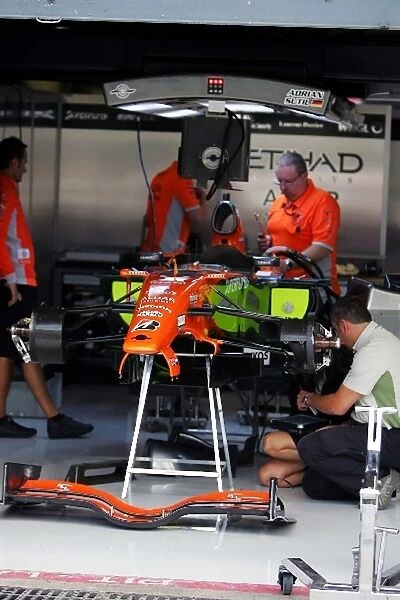Formula One World Championship: Spyker garage