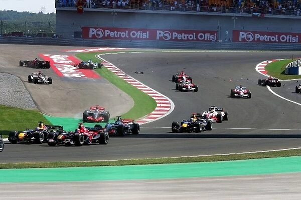 Formula One World Championship: The start of the race and the first corner incident