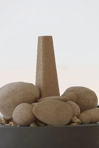 Formula One World Championship: Stone sculpture in the Sakhir Tower